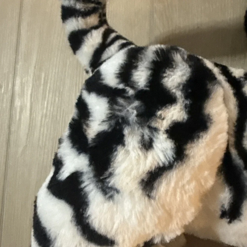 FurReal Roarin' White White Tiger Interactive Toy R Us Exclusive 2017 Tested